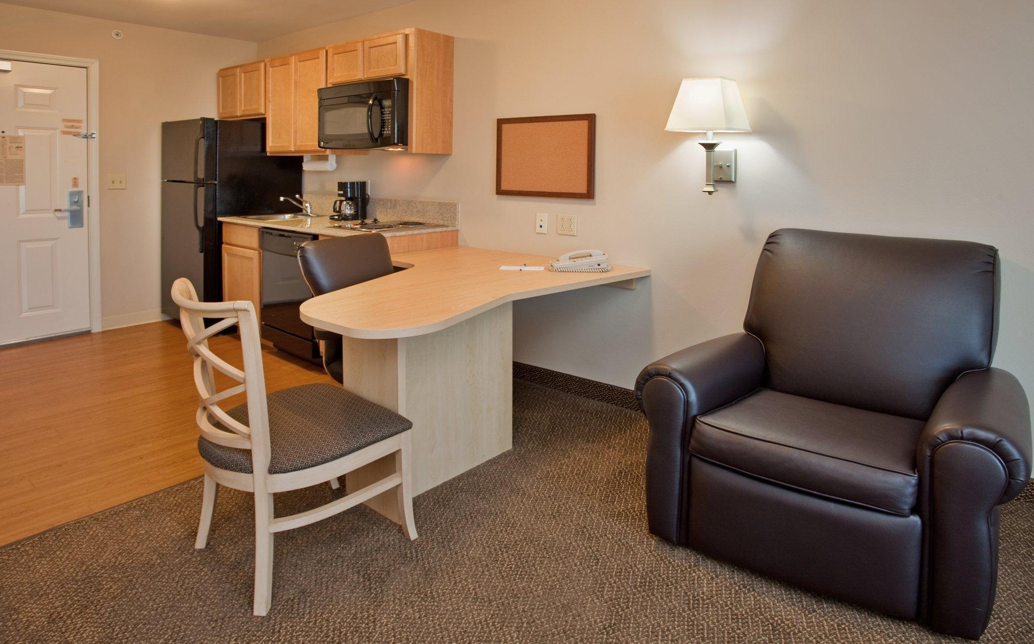 Candlewood Suites Olathe, An Ihg Hotel Extérieur photo