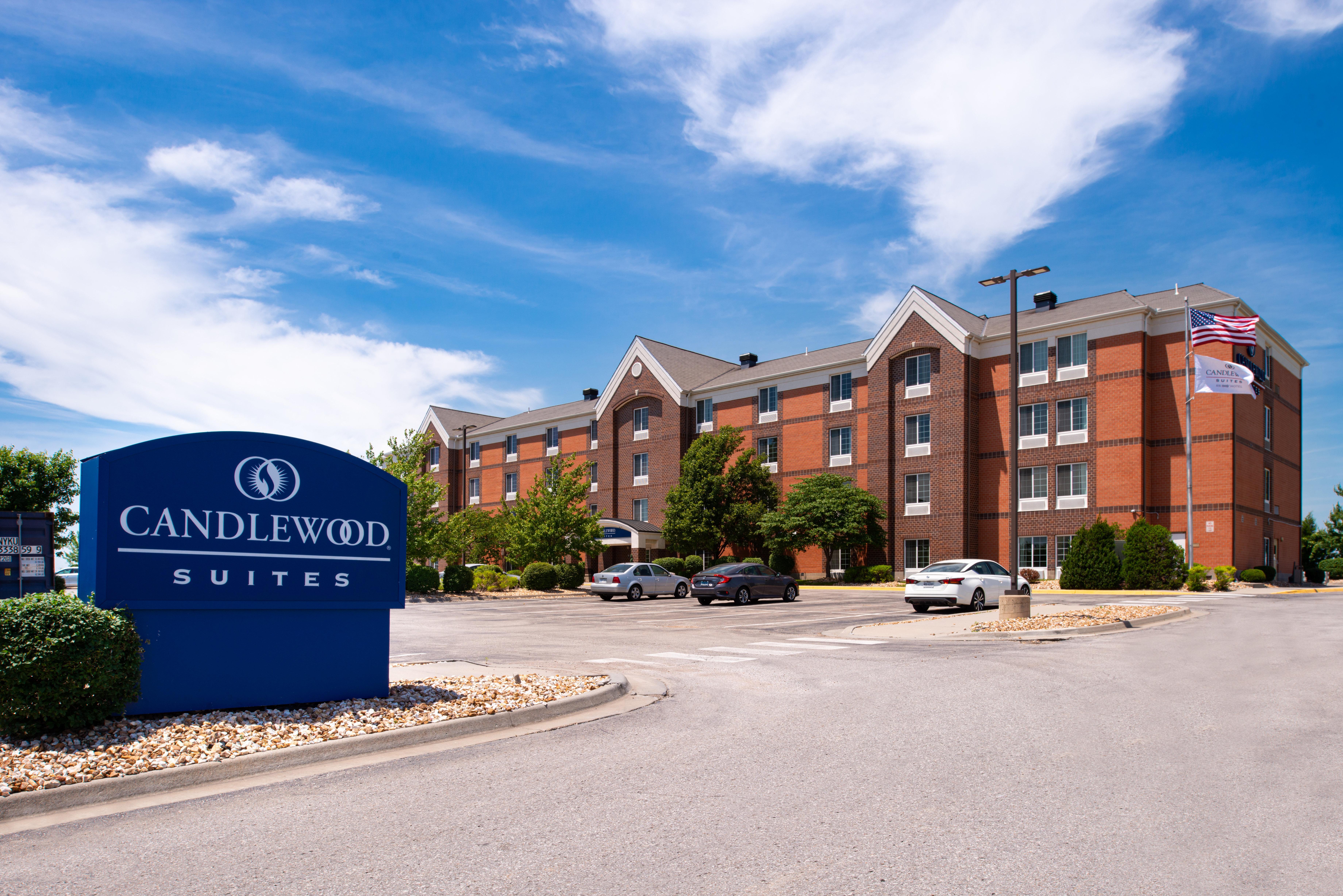 Candlewood Suites Olathe, An Ihg Hotel Extérieur photo